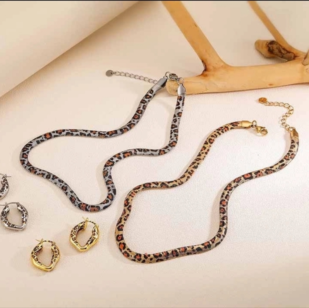 Leopard Print Necklace Silver Accents - Not a Set